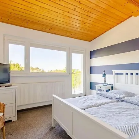 Malinka منتزه العطل Jastrzębia Góra